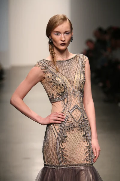 Model wandelingen start-en landingsbaan op dany tabet show — Stockfoto