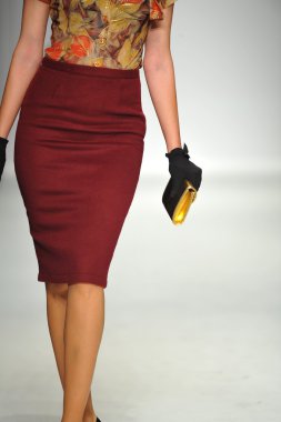 tatyana tasarımlar pist model yürür