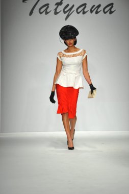 tatyana tasarımları, model