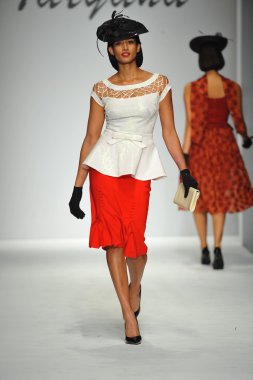 tatyana tasarımları, model