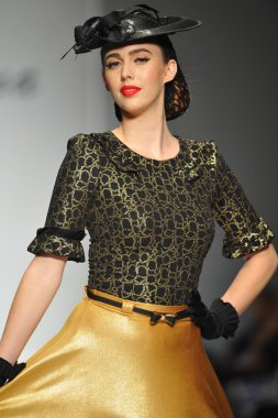 tatyana tasarımları, model