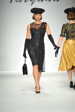 tatyana tasarımları, model