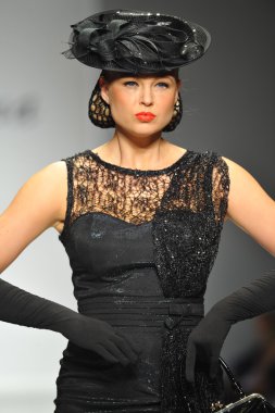 tatyana tasarımları, model