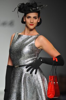 tatyana tasarımları, model