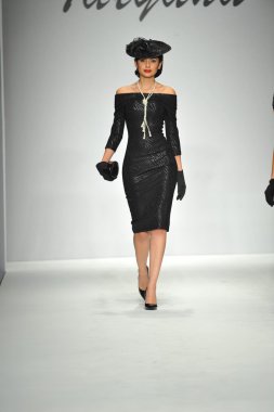 tatyana tasarımları, model