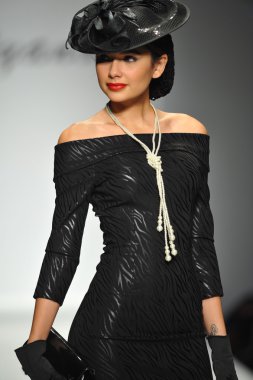 tatyana tasarımları, model