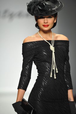 tatyana tasarımları, model
