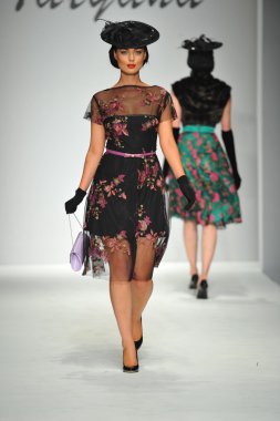 tatyana tasarımları, model