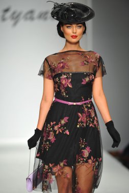 tatyana tasarımları, model