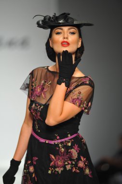 tatyana tasarımları, model