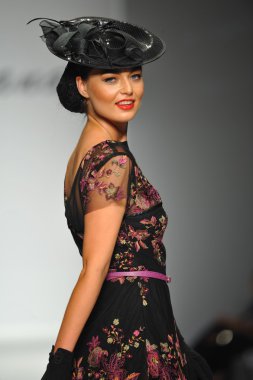 tatyana tasarımları, model