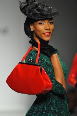 tatyana tasarımları, model