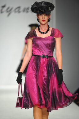 tatyana tasarımları, model