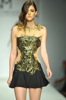 walter mendez defile, model