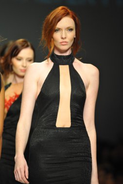 walter mendez moda şovunda modelleri