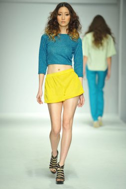 r., model michelle defile