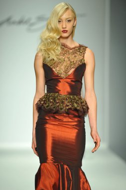 andre soriano defile, model