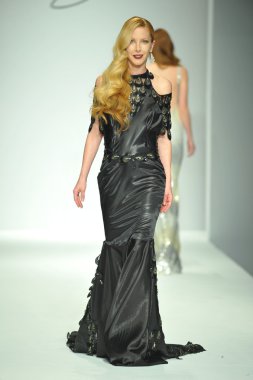 andre soriano defile, model