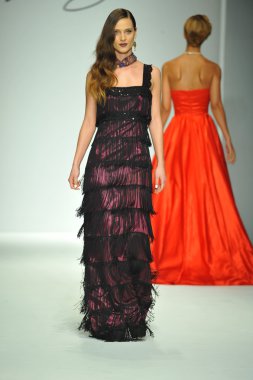 andre soriano defile, model