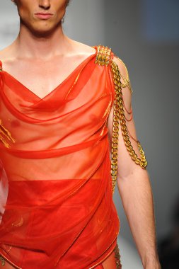 Jason Ryan Show 'da model