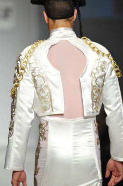 Jason Ryan Show 'da model