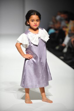 Çocuk model nancy vuu çocukta göster