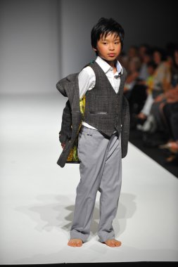 Çocuk model nancy vuu çocukta göster