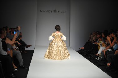 Çocuk model nancy vuu çocukta göster