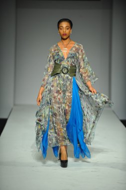 tatiana shabelnik defile, model