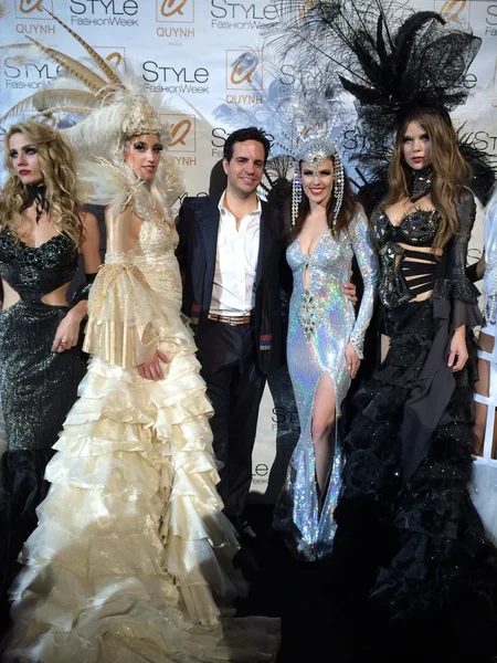 Models and guests posing for Kicka Custom Designs — Stock Photo, Image