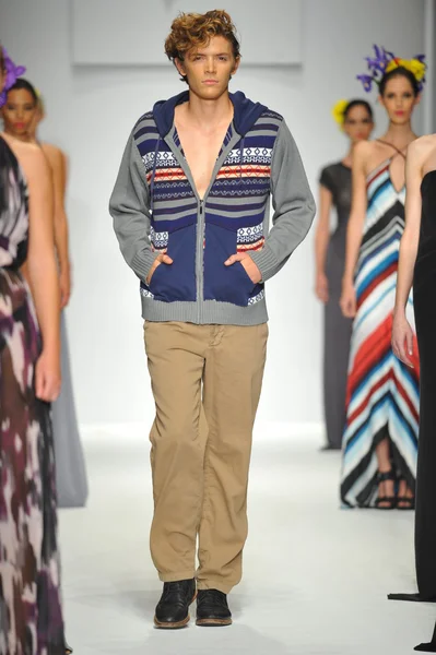 Model walks runway at Consort 62 show — Stock Photo, Image