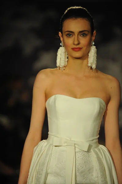 Modelo durante Carolina Herrera show — Fotografia de Stock