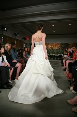 anne mavna modeli göster