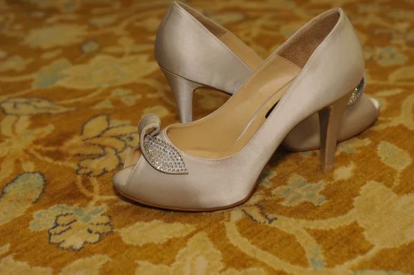 Bridal shoes backstage — Stock Photo, Image