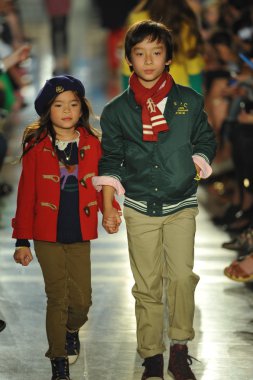 modeller, ralph lauren çocuk moda defilesi