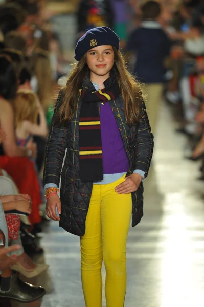 Model at Ralph Lauren Children Fashion Show — Stock Photo, Image