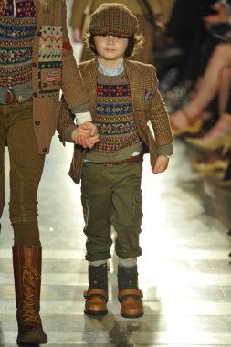 modeller, ralph lauren çocuk moda defilesi