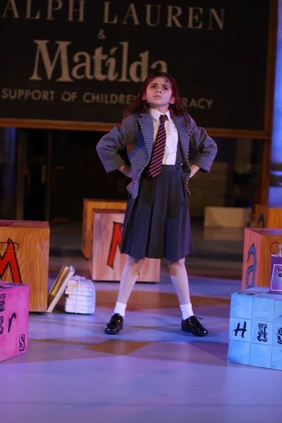 Crianças em Matilda, o Musical — Fotografia de Stock