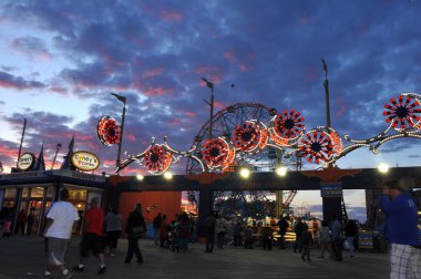 Coney Island luna Parkı