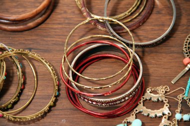 claire pettibone gösterisi aksesuarları