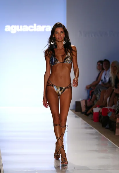 Model walks at Aguaclara Swimwear collection — Stock Photo, Image