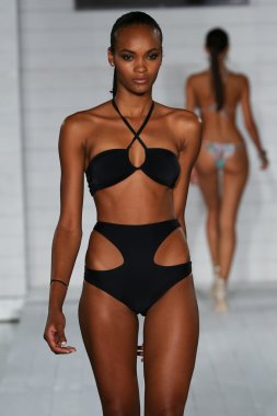 modeli KEVA j yürür. soho plaj evinde koleksiyon