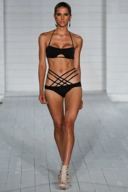 modeli KEVA j yürür. soho plaj evinde koleksiyon