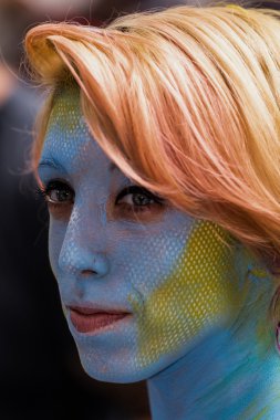 ilk resmi vücut boyama olay sırasında çıplak sanatçılar