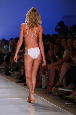 liliana montoya yüzmek koleksiyonu modeli