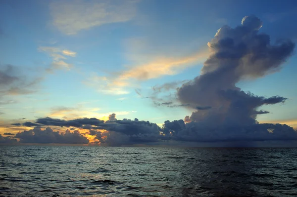 Early morning sunrise — Stock Photo, Image