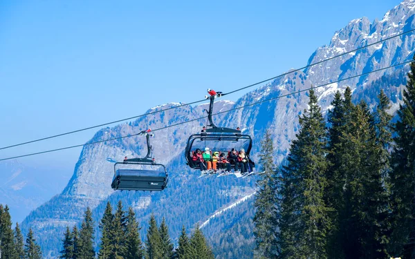 마돈나 필리오 리조트 Madonna Campiglio Ski Resort 이탈리아 유럽의 지역에 — 스톡 사진