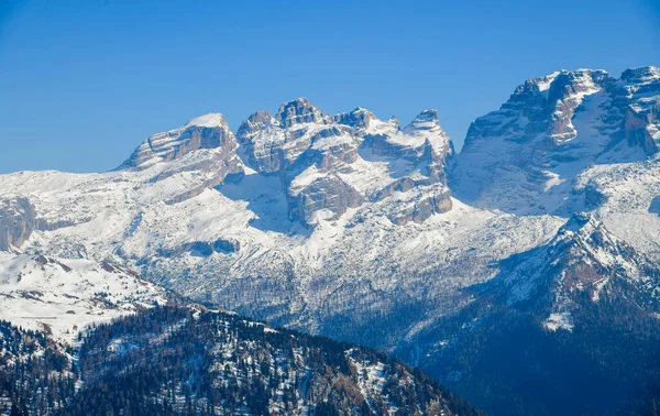 Brenta Dolomitok Csúcsai Hóval Borítva Madonna Campiglio Síközpontban Olaszországban Európában — Stock Fotó