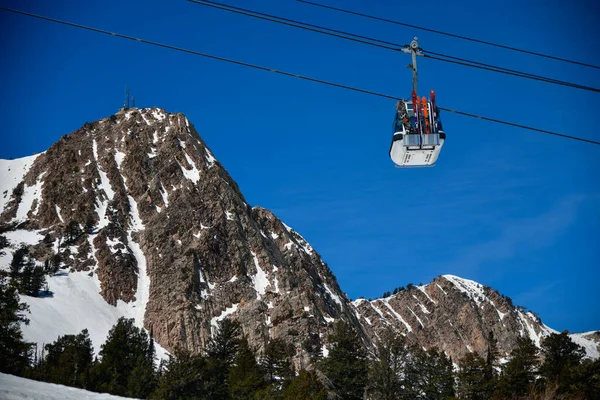 Gondola Lift Going Snowbasin Ski Resort Utah Beautiful Landscape Rocky — Fotografia de Stock