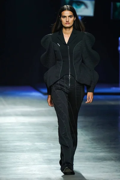 Milan Italy February Model Walks Runway Annakiki Fashion Show Milan — Photo